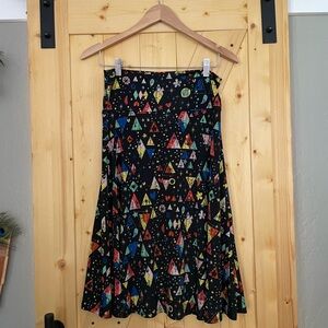 LuLaRoe Black Circle Skirt with Multicolor Geometric Print